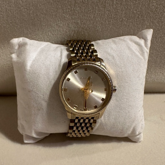 Ladies' Gucci G-Timeless with Bee Slim Silver Dial Gold-Tone Watch, 29mm - Picture 1 of 14